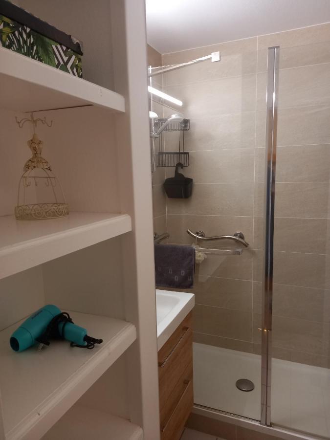 Cosy Ty Avel Avec Parking , Balcon & Wifi Apartamento *